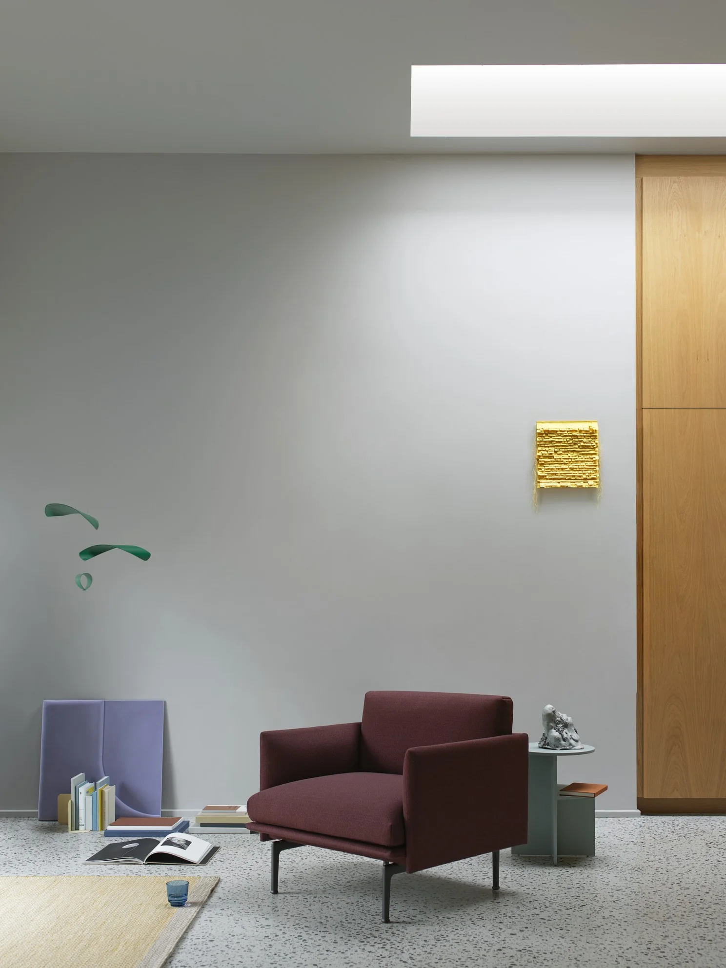 Fotel OUTLINE STUDIO personalizowany - Image 12