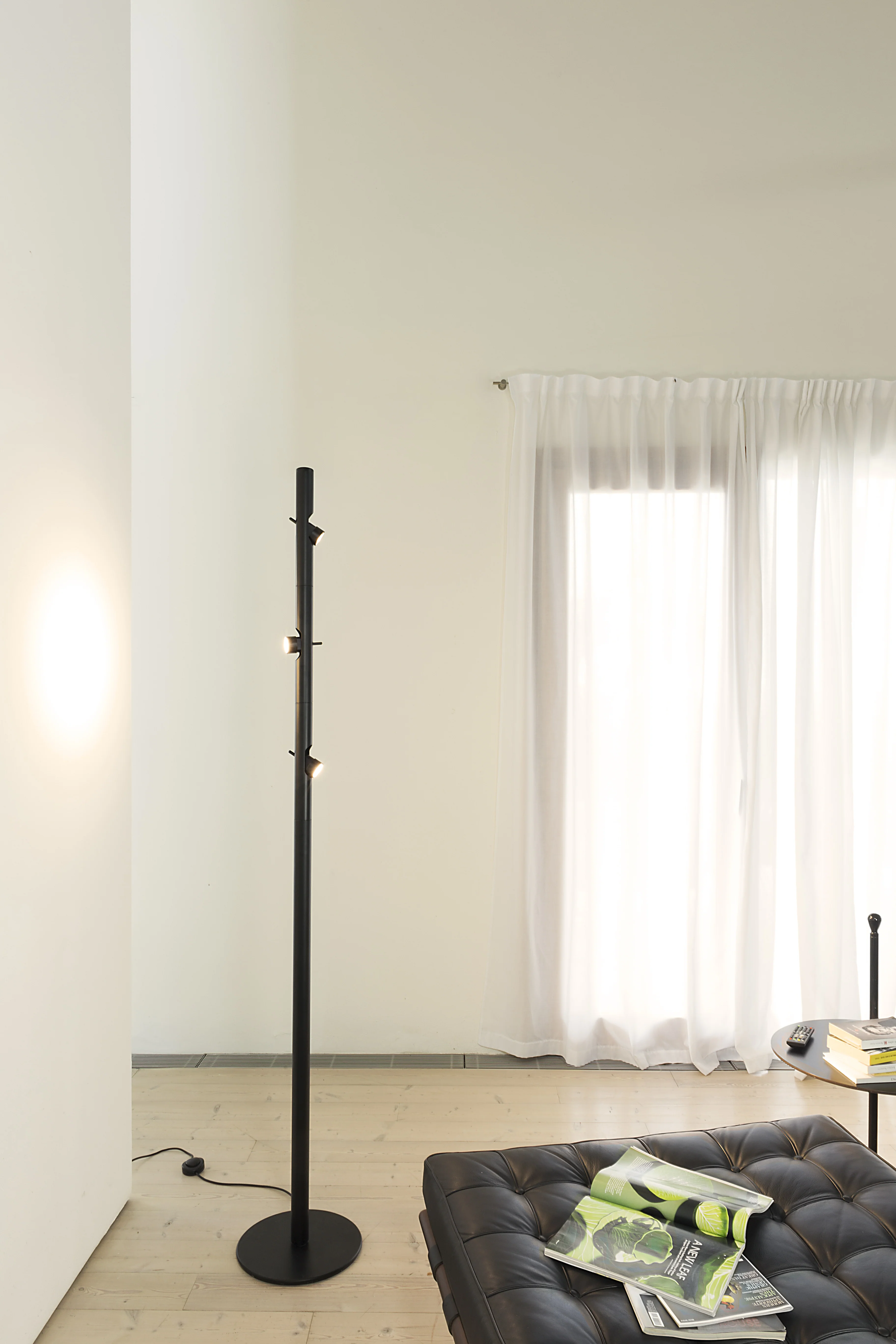 Lampa podłogowa 3-punktowa CALABRONE czarny - Image 12