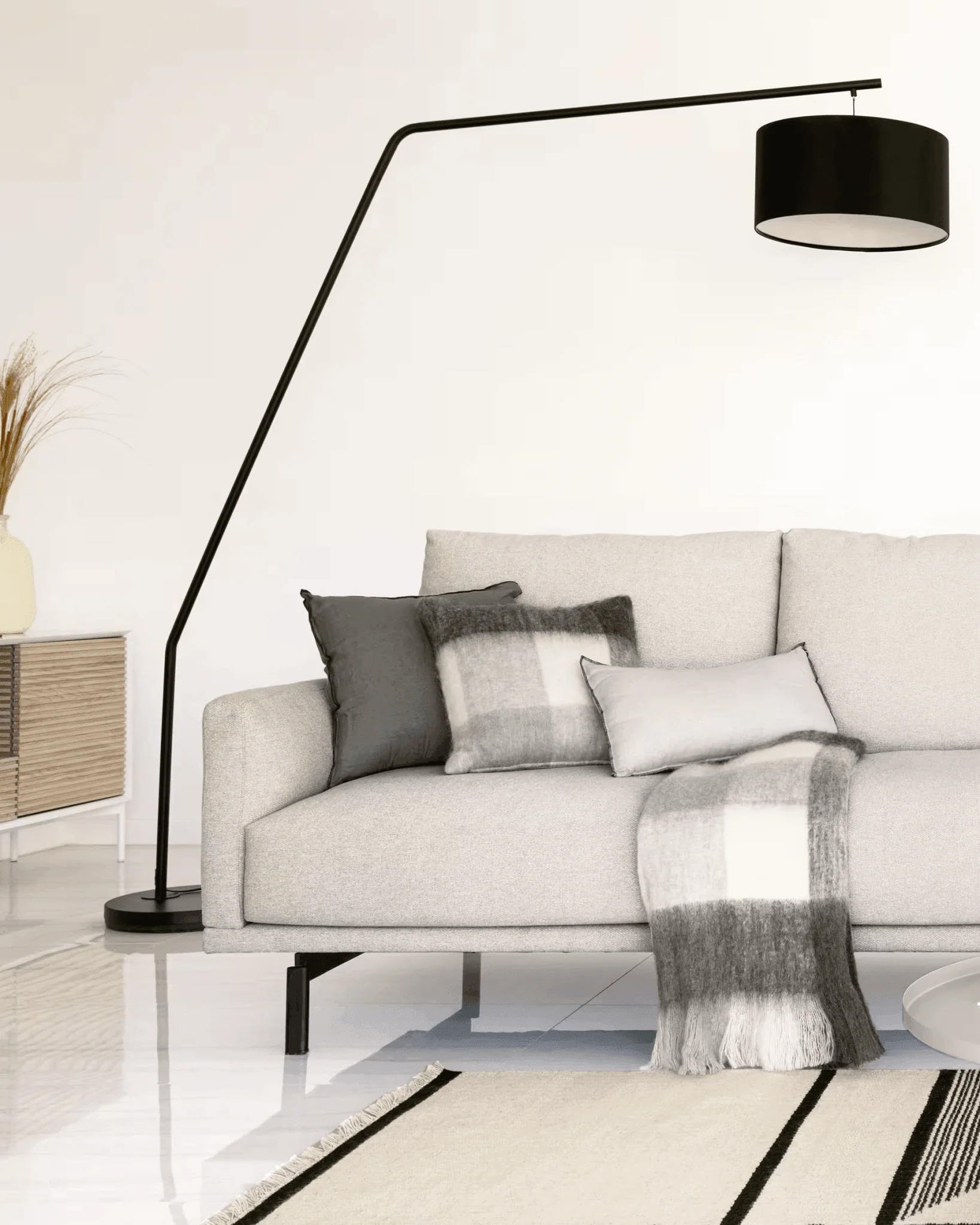 Lampa podłogowa z wysięgnikiem CIANA czarny - Image 4