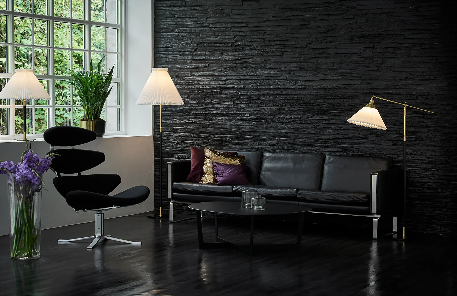 Lampa podłogowa MODEL 349 biały z czarno-złotą podstawą - Image 5