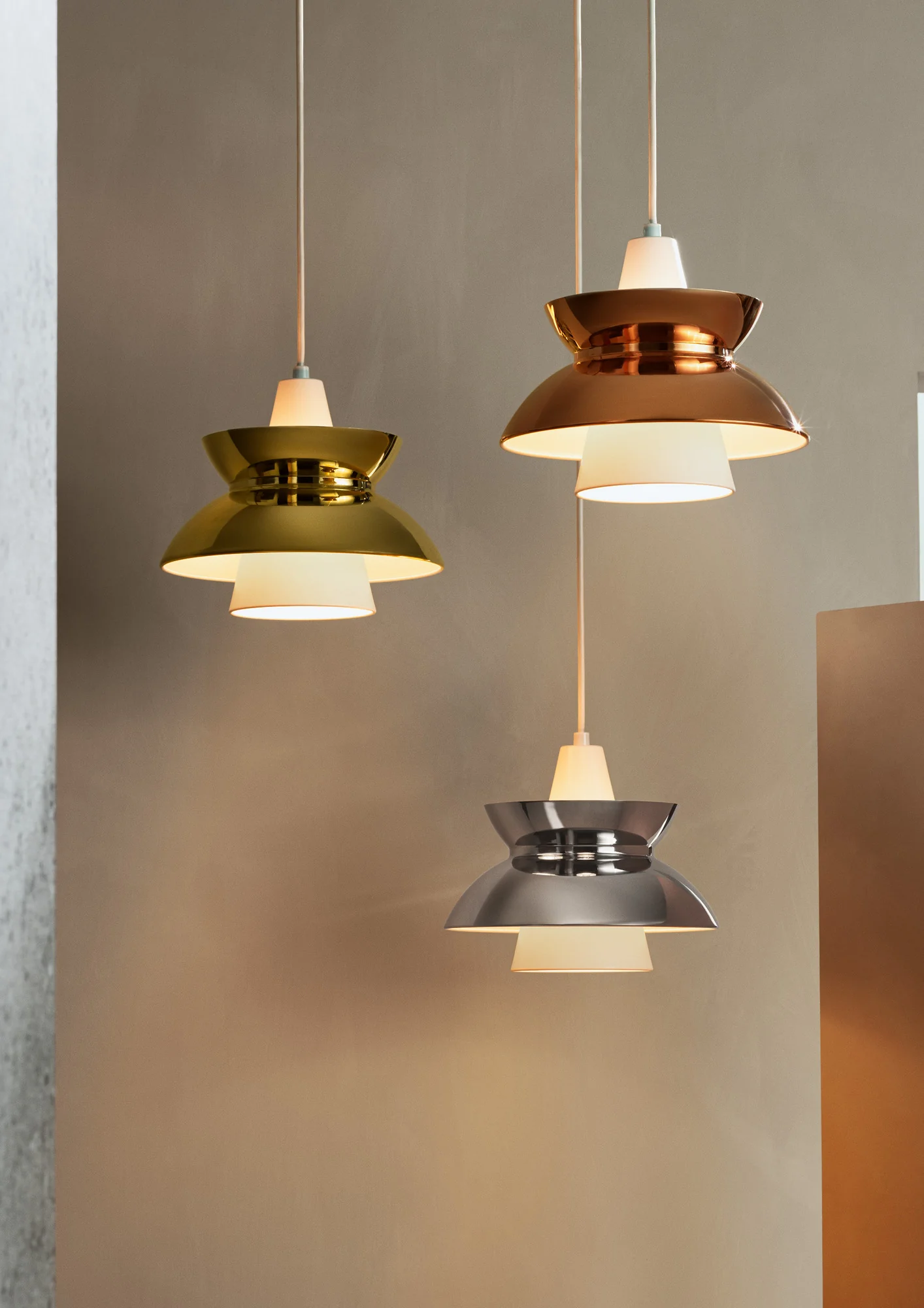 Lampa wisząca DOO-WOP biały z miedzianym wykończeniem - Image 9