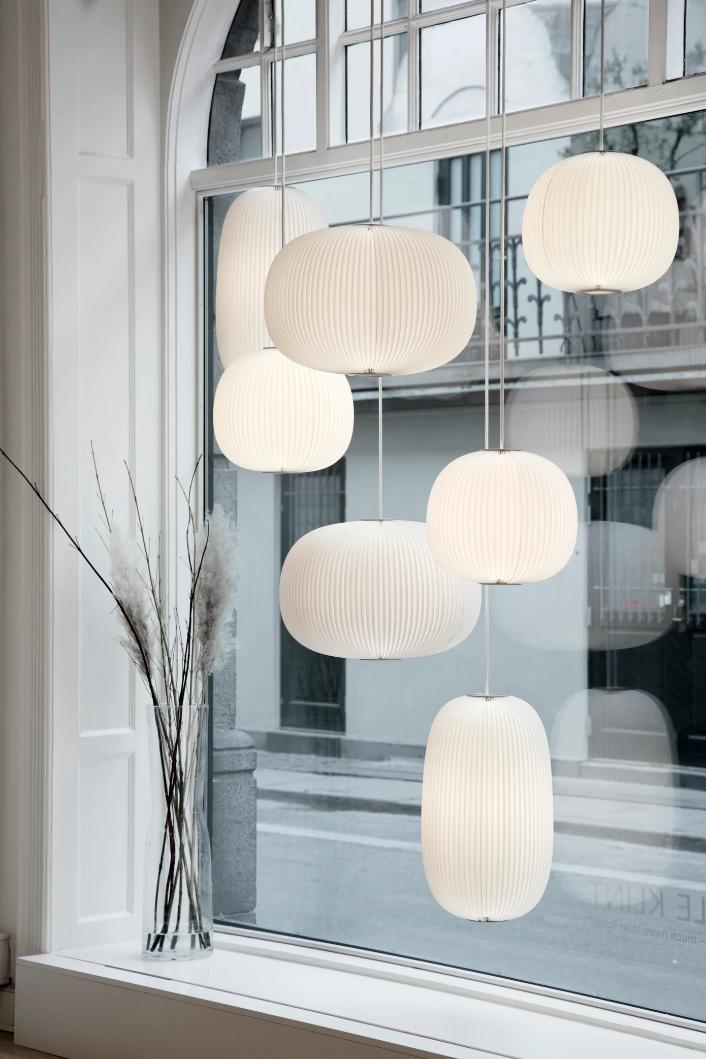 Lampa wisząca MODEL 135 LAMELLA 4 biały ze złotym detalem - Image 2