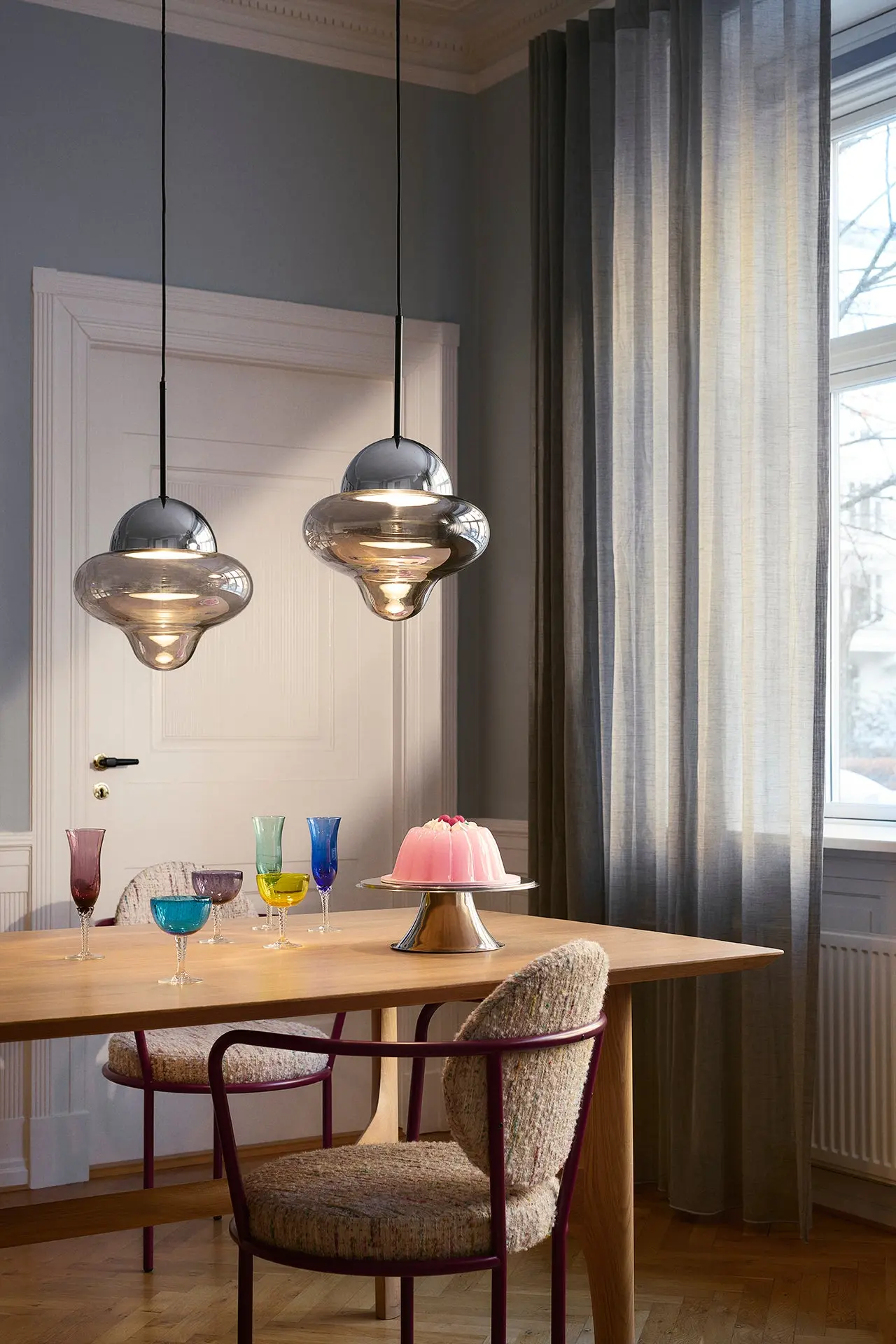 Lampa wisząca NUTTY szkło dymione ze srebrnym wykończeniem - Image 4