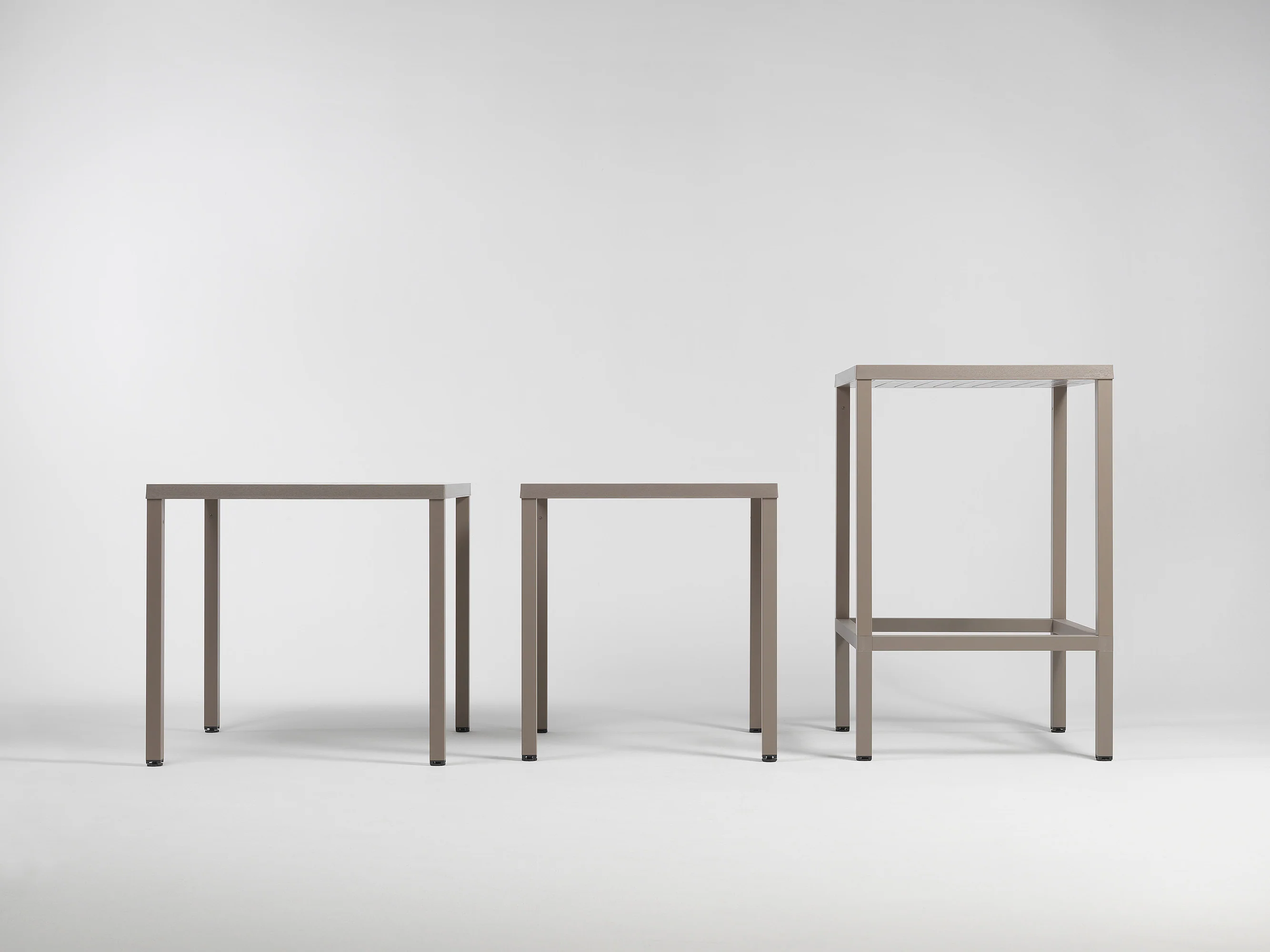 Stolik zewnętrzny kwadratowy CUBE taupe - Image 6