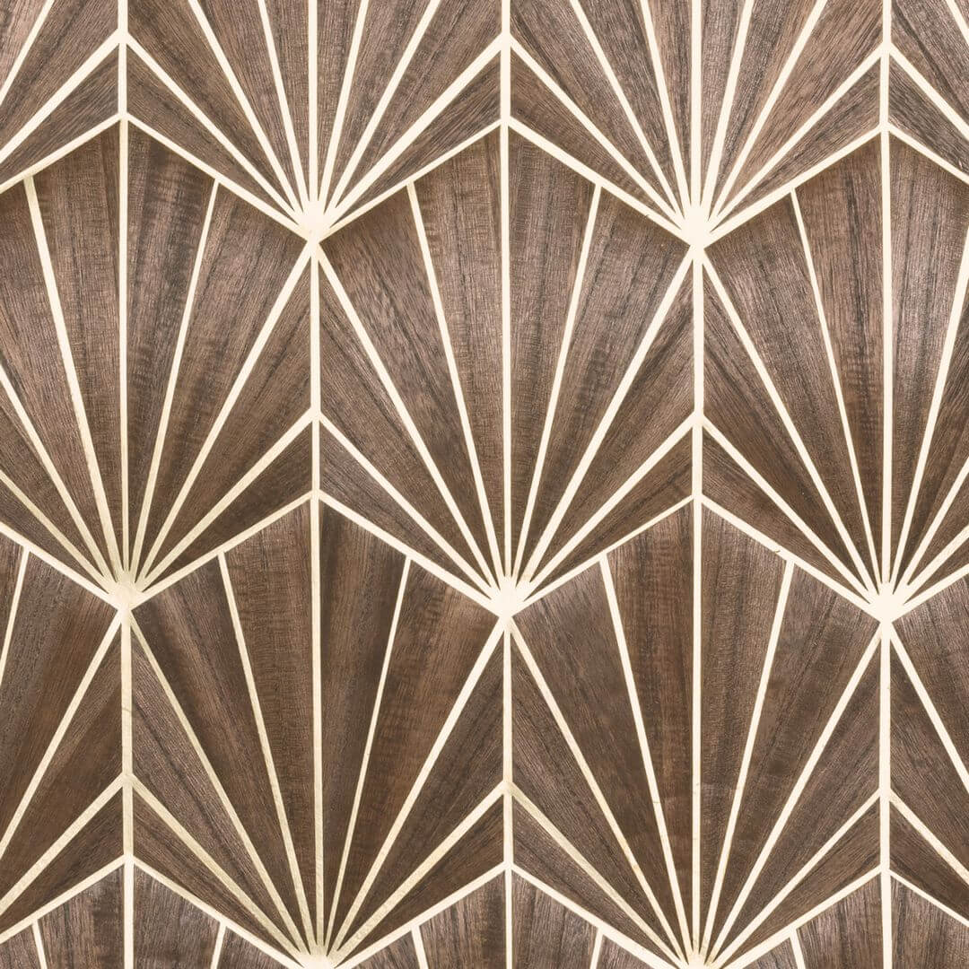Tapeta fornirowana ze wzorem geometrycznym art deco MYTHIQUE - CHÊNE FONCÉ brązowy dąb